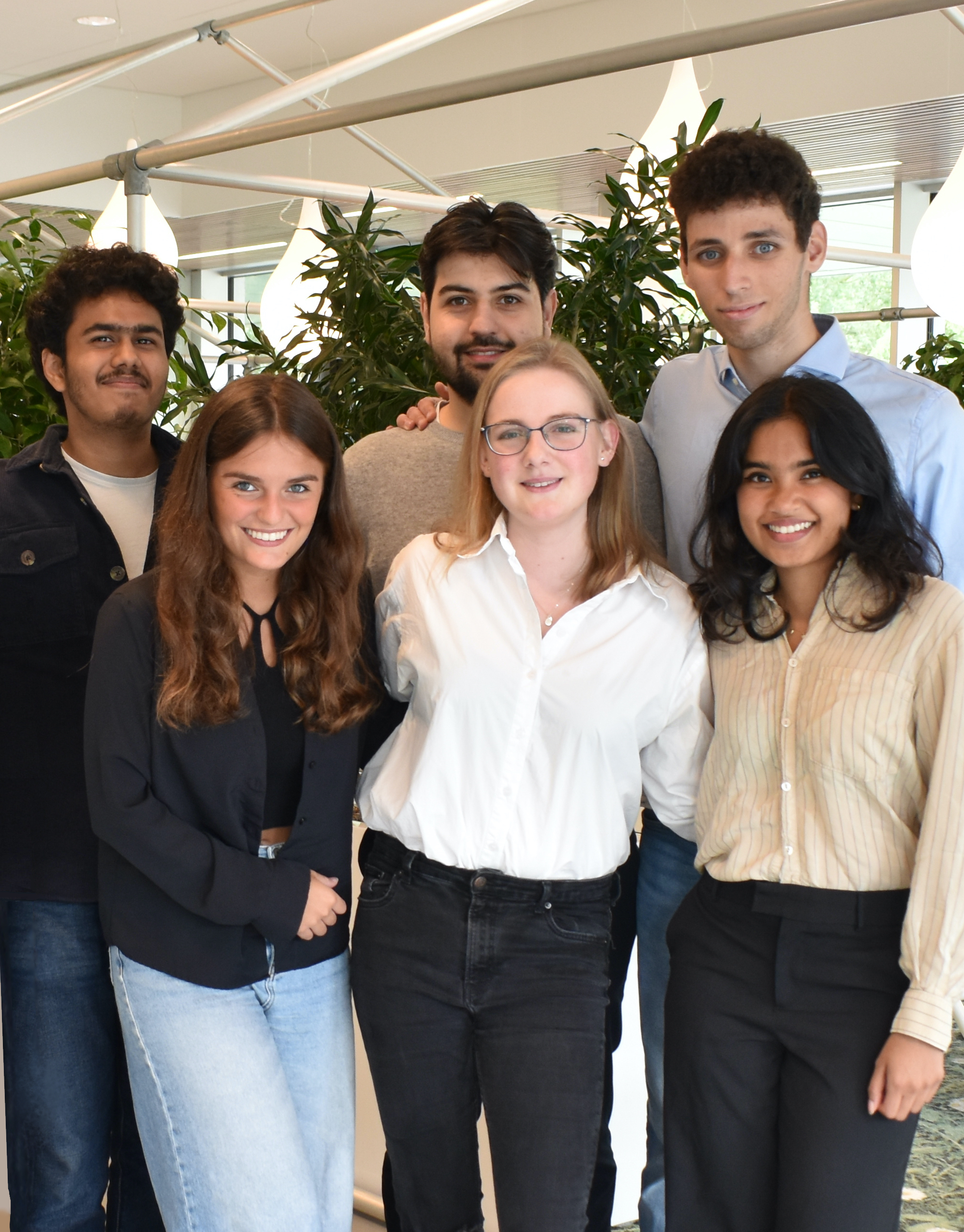 Aestuarium team group photo